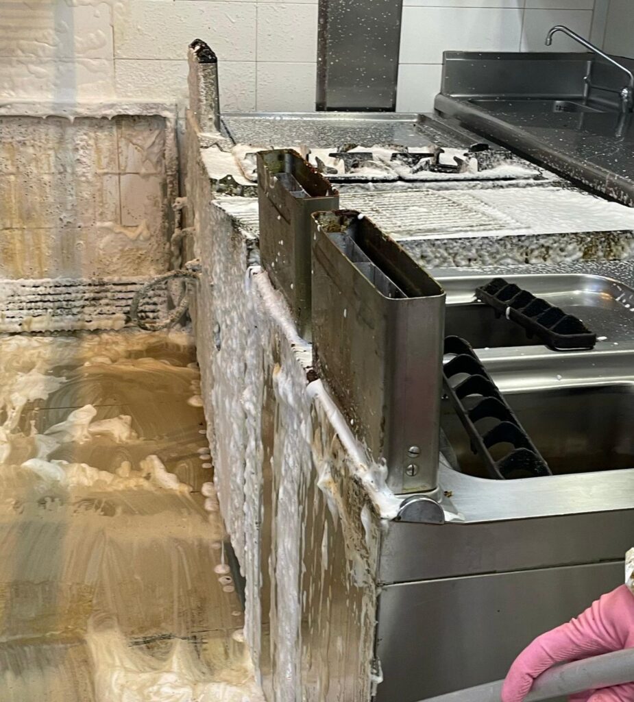 Limpieza de conductos en cocinas
