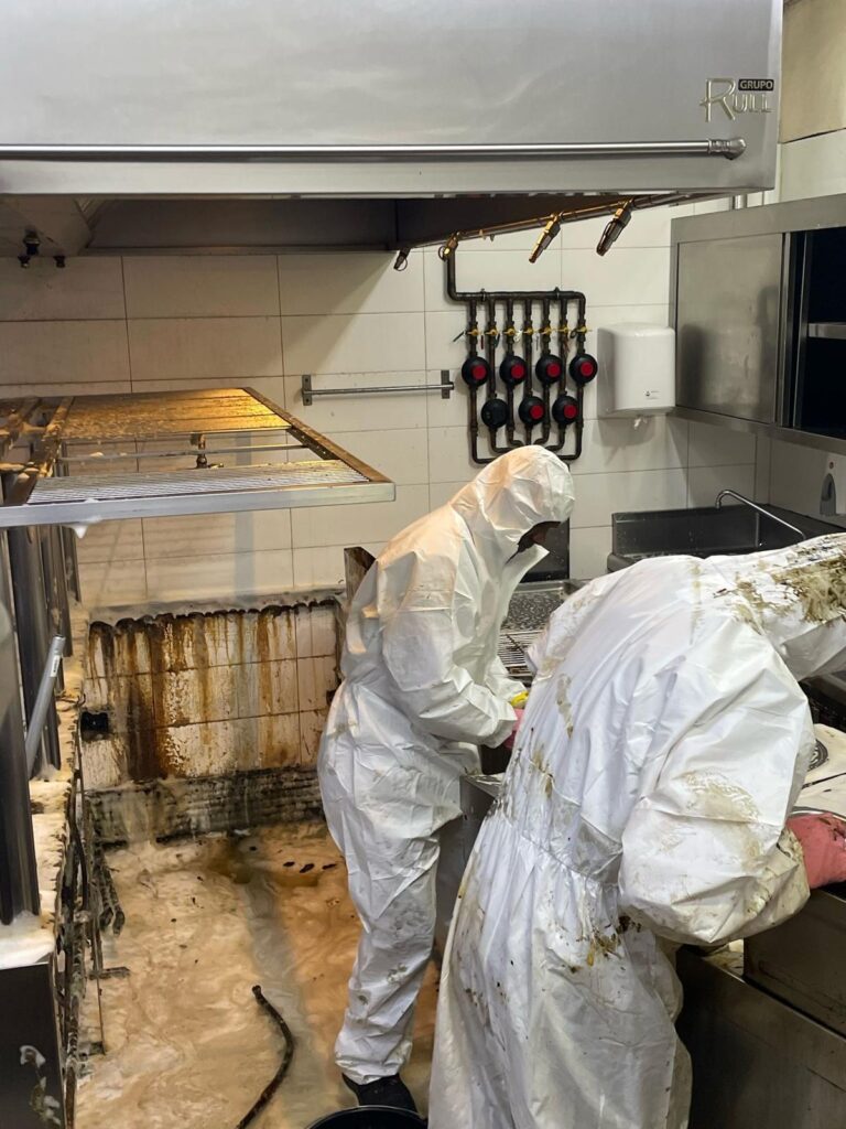 Cómo limpiar campanas de cocina en Zaragoza