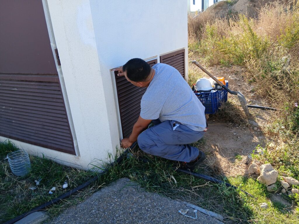 Durante limpieza de graffiti con Rodila Plus