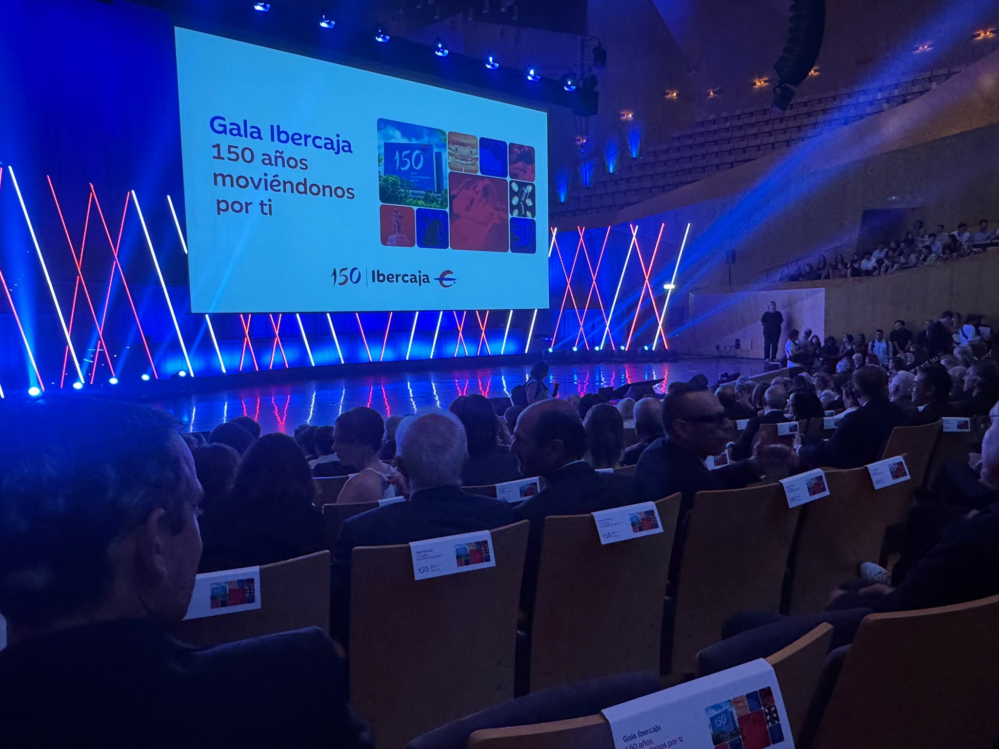 Imagen panorámica de la Gala del 150 aniversario de Ibercaja, con presencia de Rodila Plus